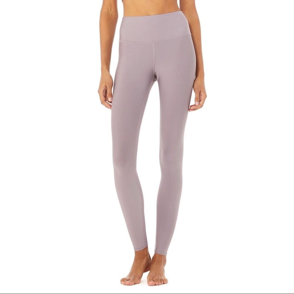 Alo High-Waist Airlift Legging in Lavender Smoke